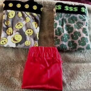 Novelty Boxer Shorts . Size: Extra Large . (42-44) ..... {3} Assorted Pairs